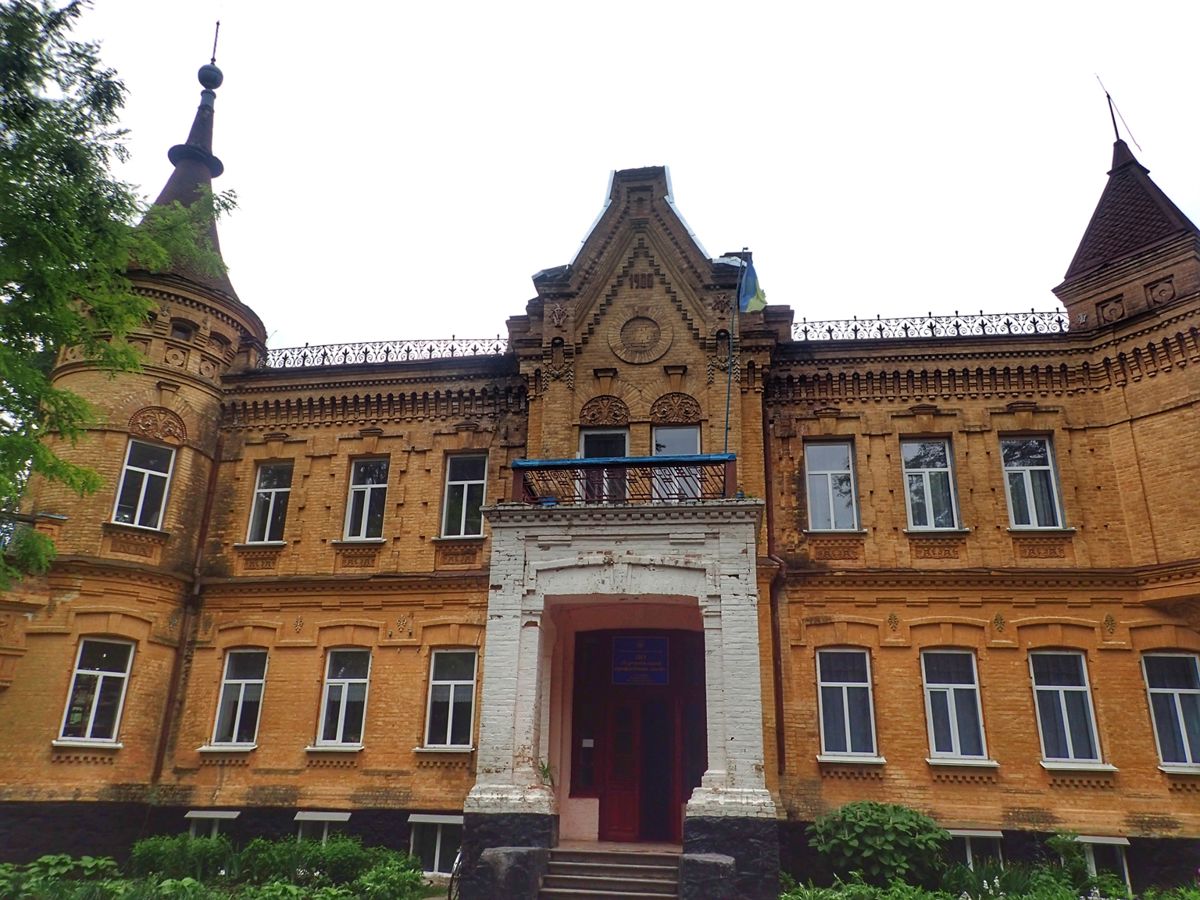Palace Uvarova