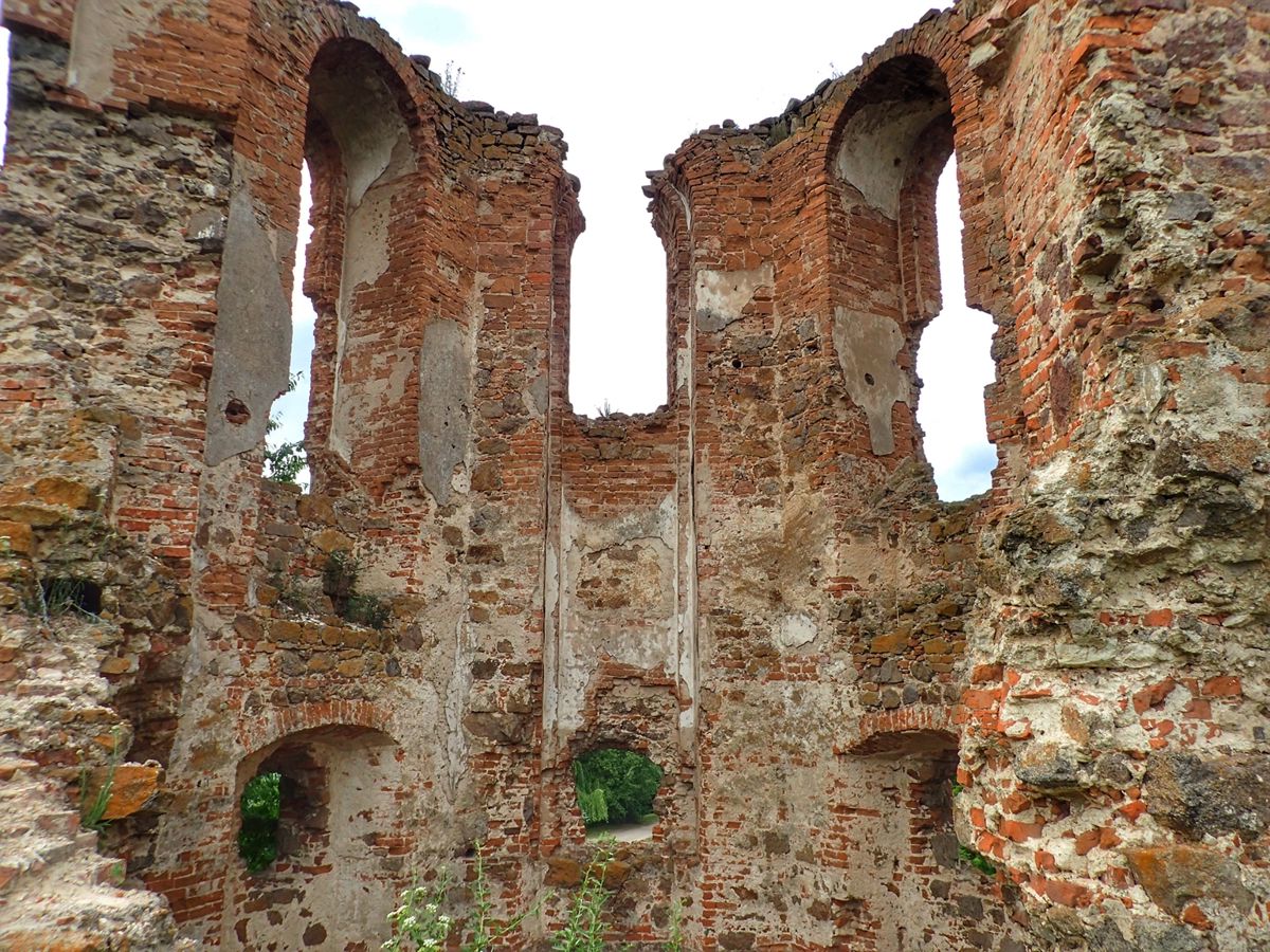 Charlengovo Castle