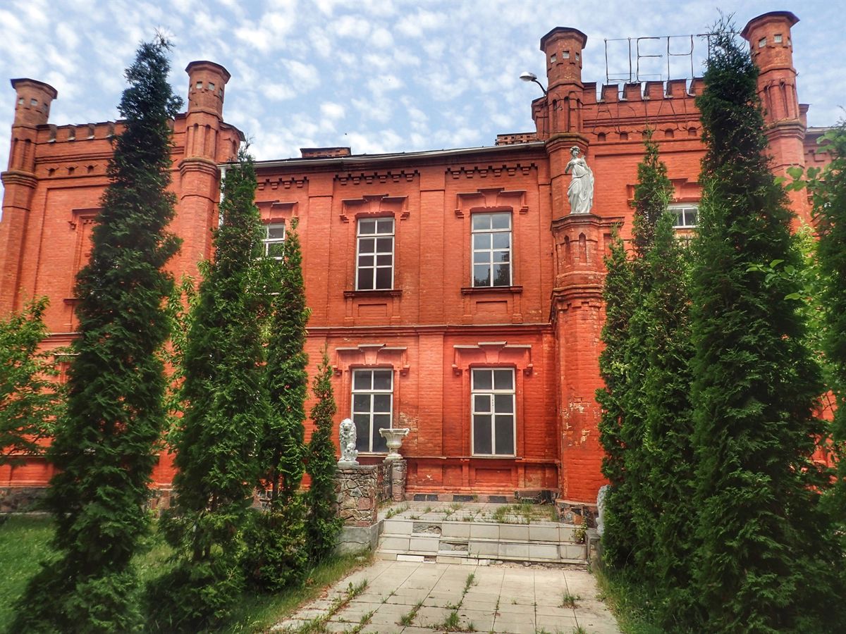 Manor Zabotinyh