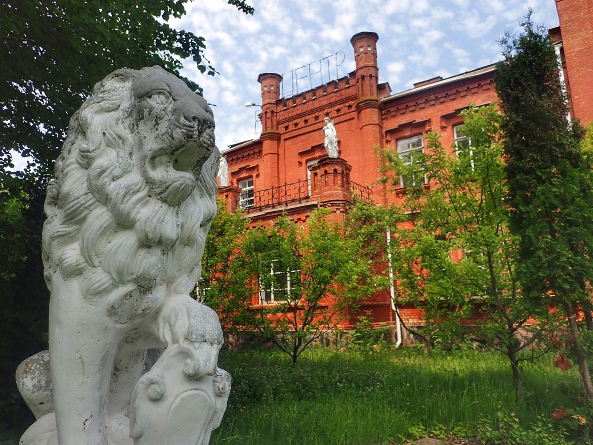 Manor Zabotinyh