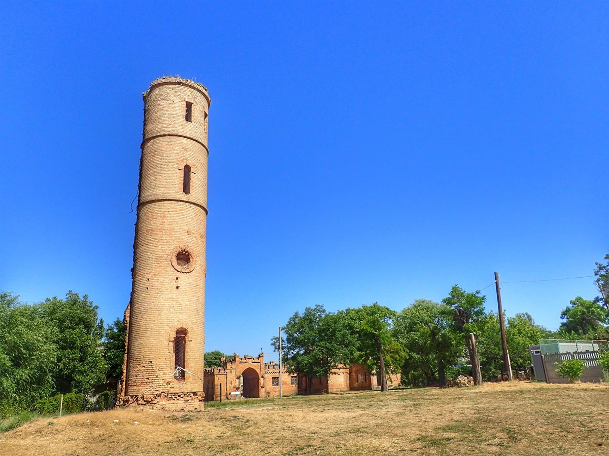 Popova Castle