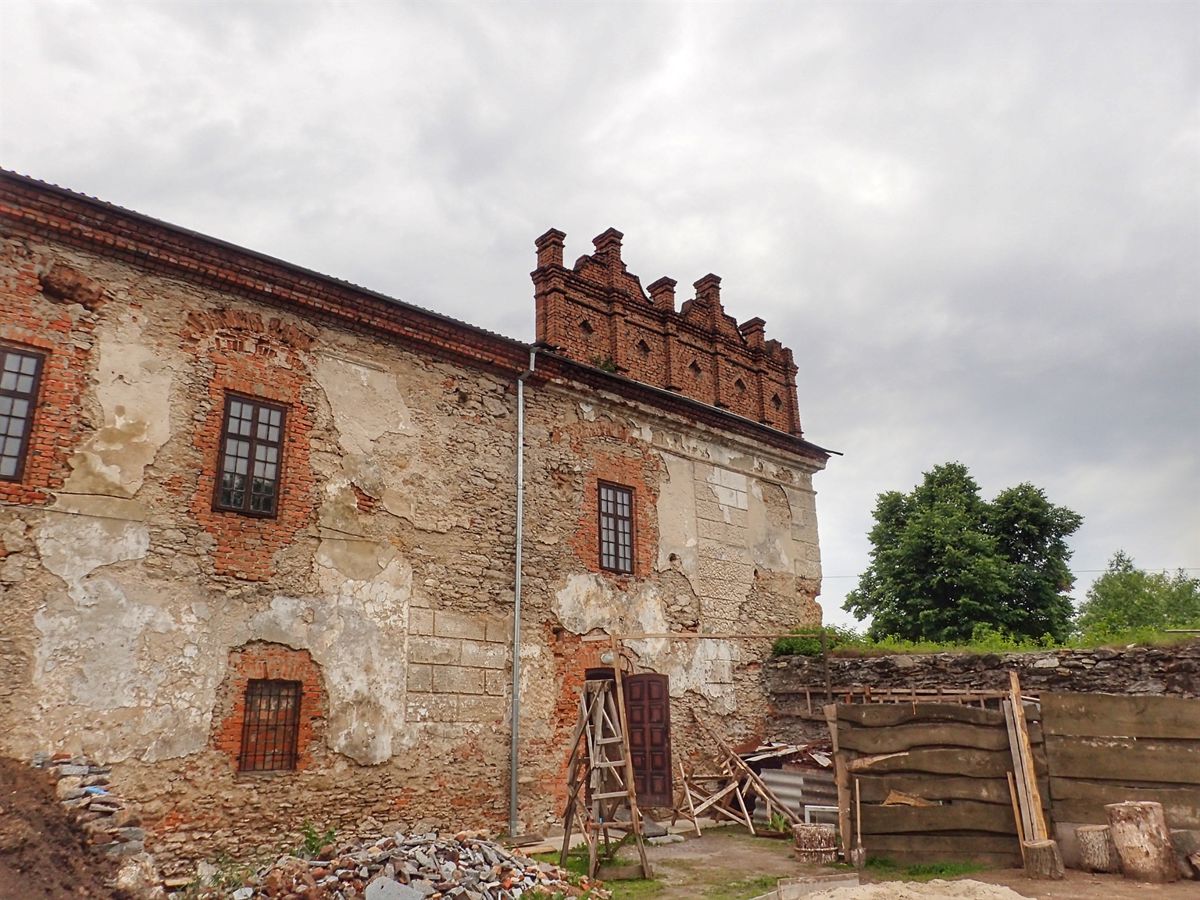 Ostrog Castle