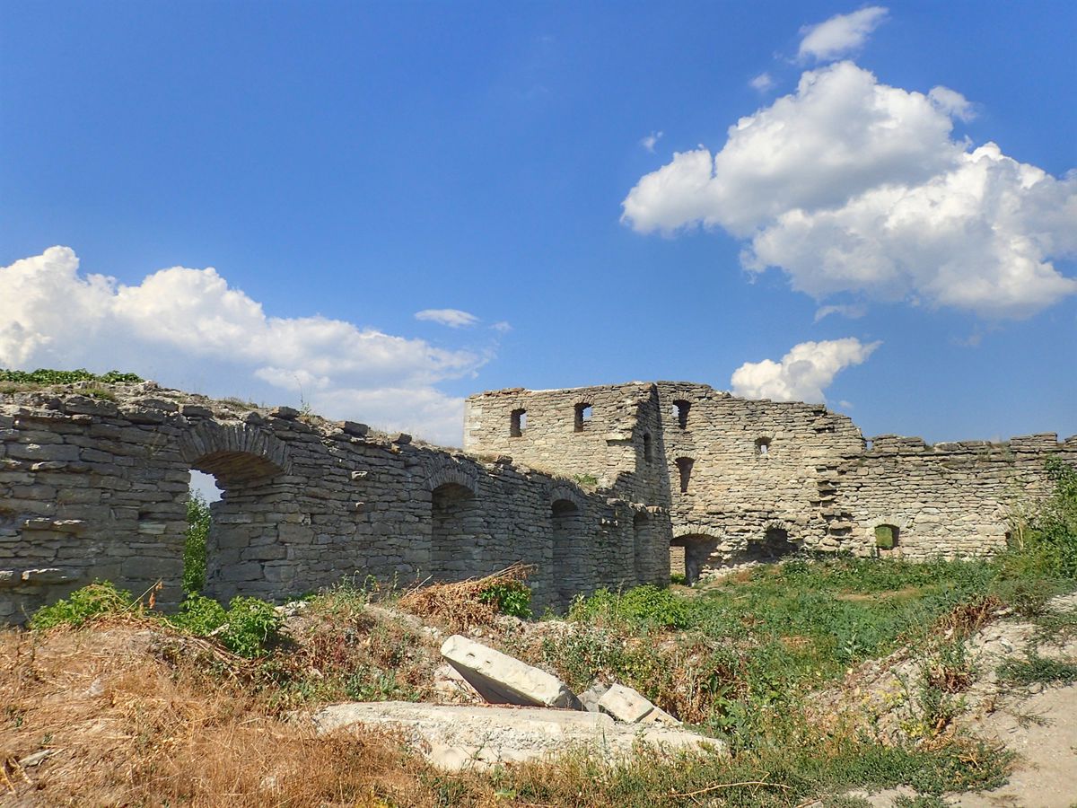 Сатанов