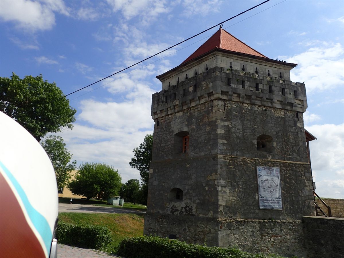 Skalat Castle