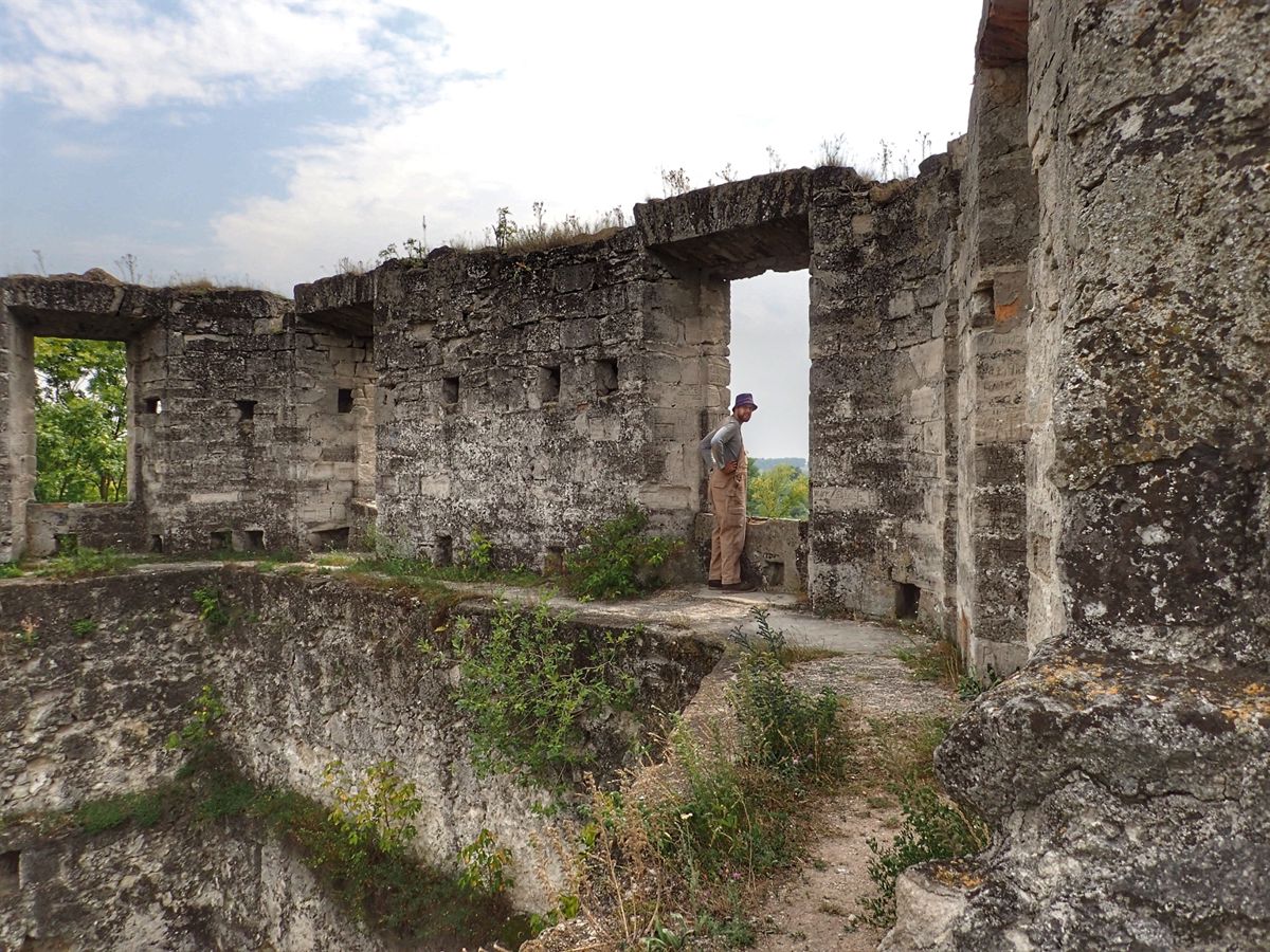 Toky Castle