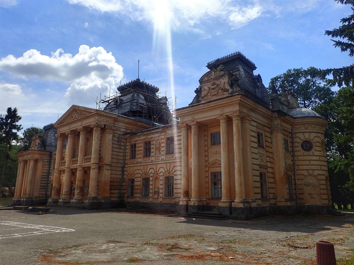 Palace in Koropets