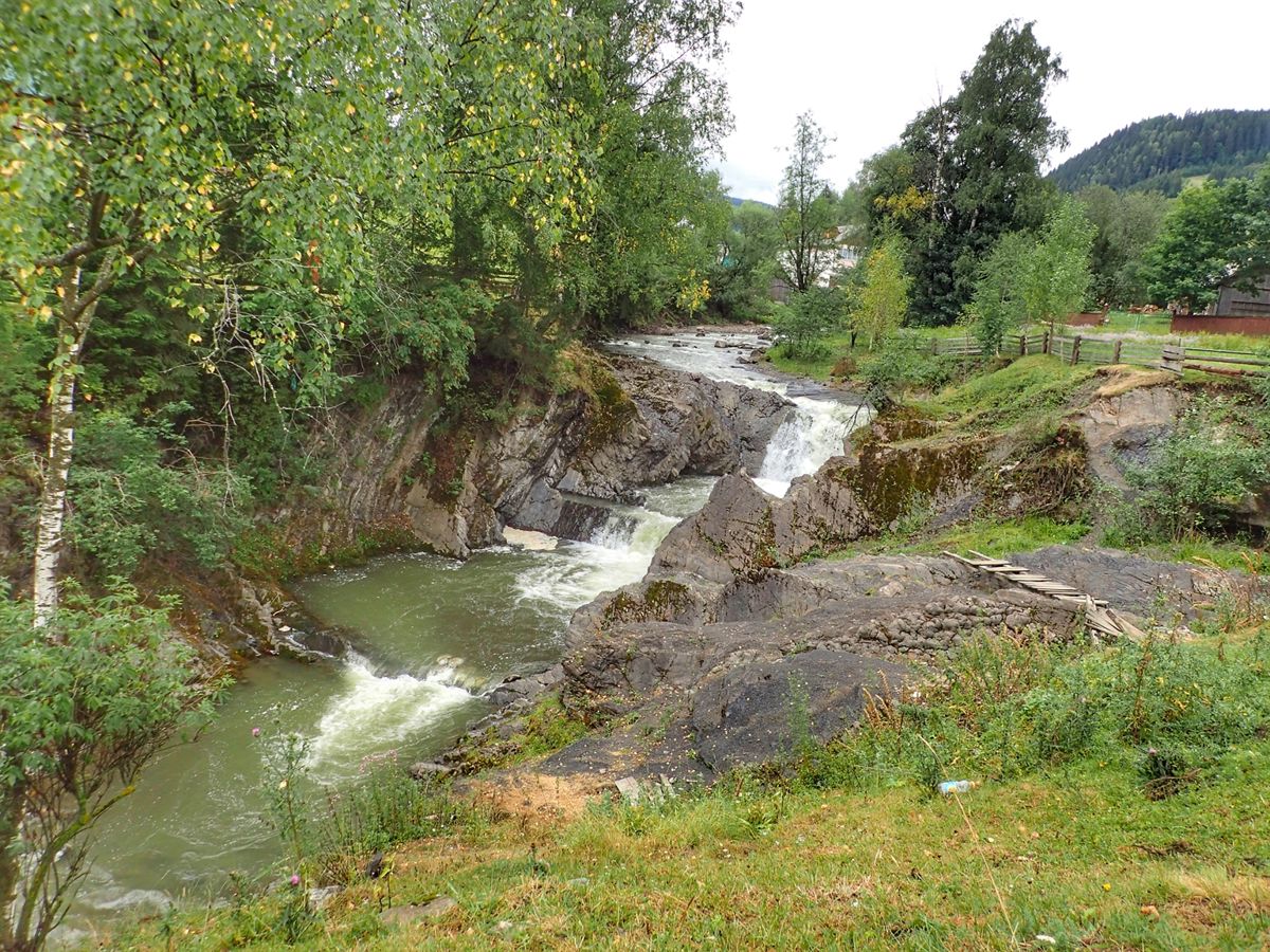 Водопад Шепит