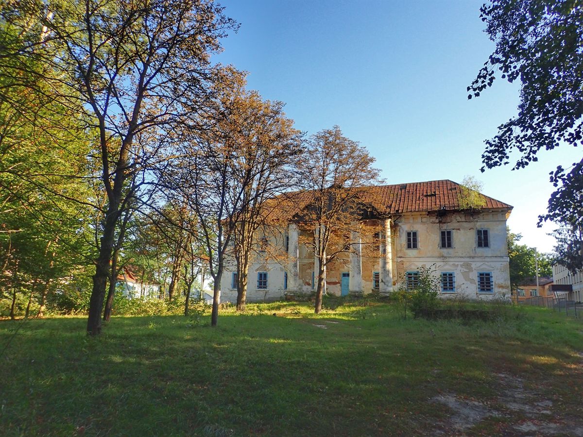 Krasitskiy Palace