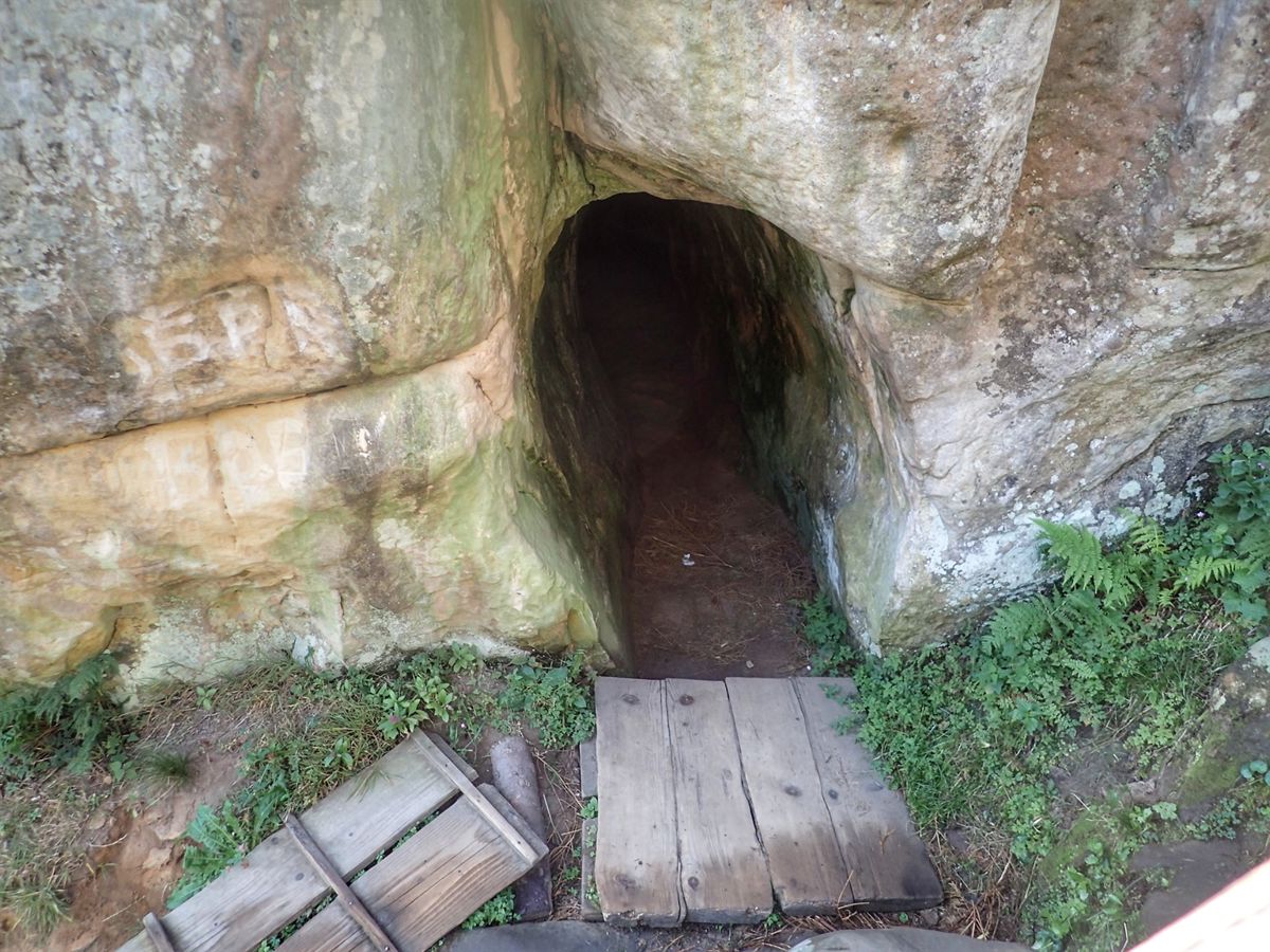 Tusten Fortress