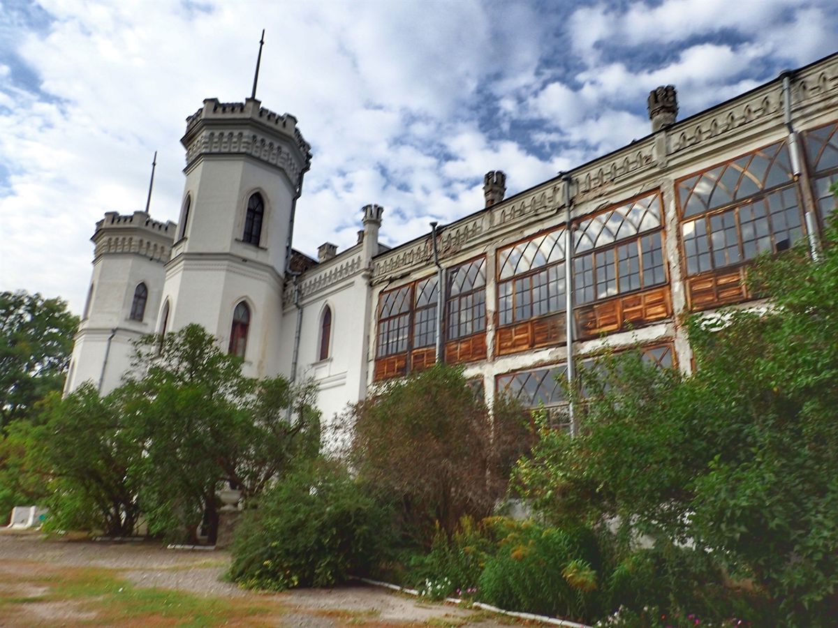 Sharovka Castle